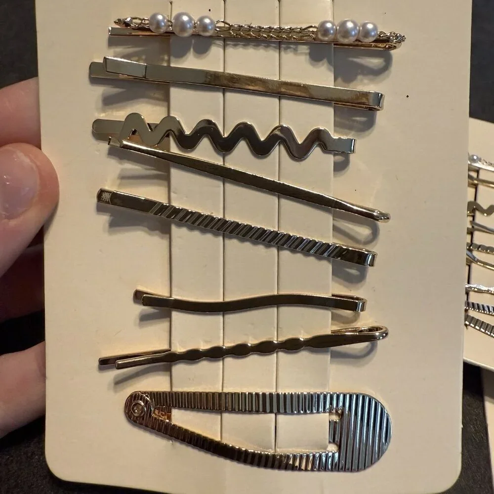 80R Women's Lot of 23 Hair Clip Metal Aesthetic Designs Minimalist Stylish NWT
